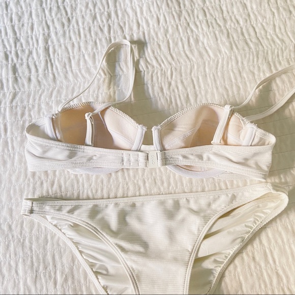 Onia Bikini Set Dalia Top Ashley Bottoms - Picture 9 of 12